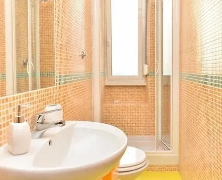 Апартаменты Inn Rome Guest House *